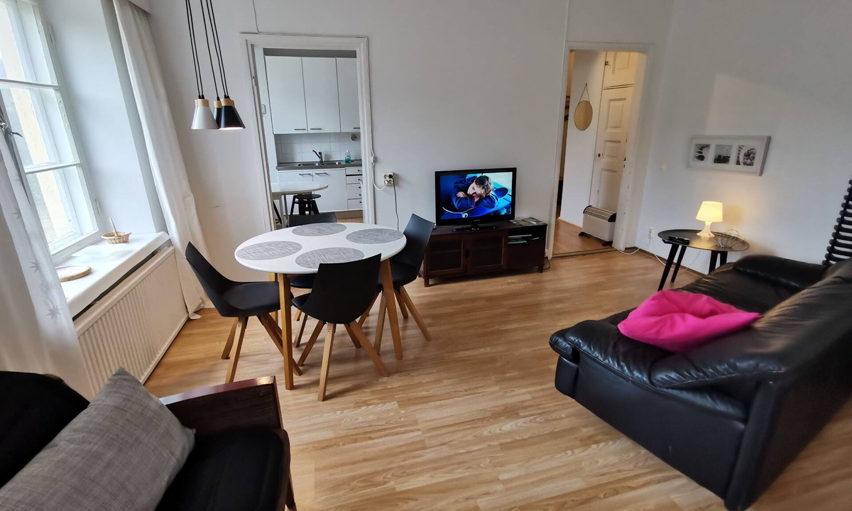 Karhula Apartment | Relaxing Beatiful Studio - Sauna Bath Facility