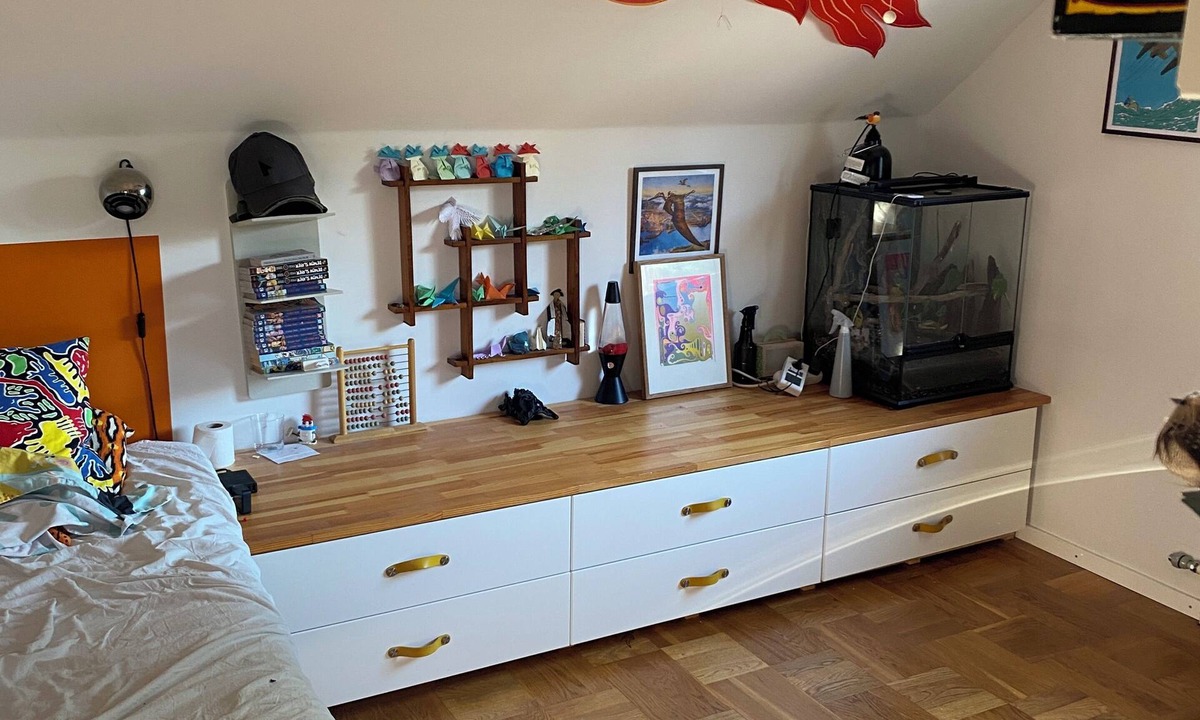 Farsta House | Rent a fantastic exciting garden, large house included