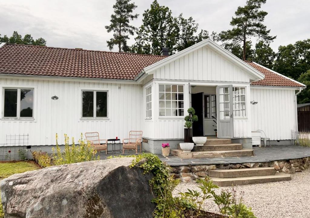 Ljung House | Rural charm and modern comfort close to nature and swimming - SE08016