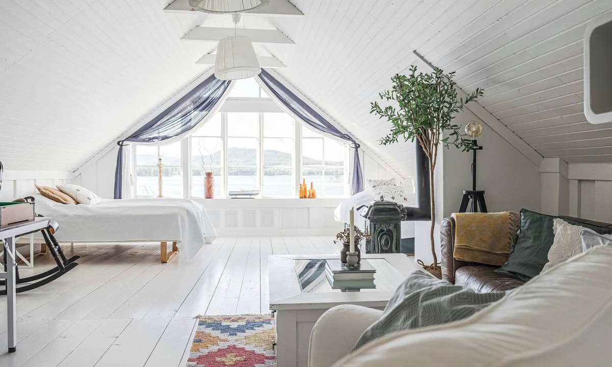 Nasviken House | Rural house with panoramic view over Lake Hansa