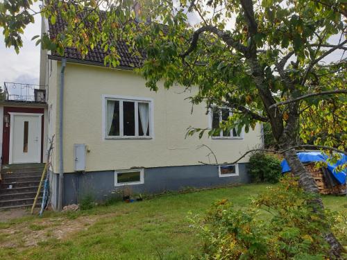 Ruda House | Schwedenhaus mit Sauna und Kaminofen
