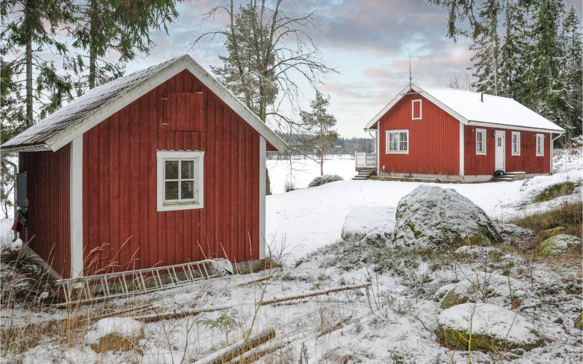 Kristinehamn House | 70 m² House ∙ 4 bedrooms ∙ 6 guests