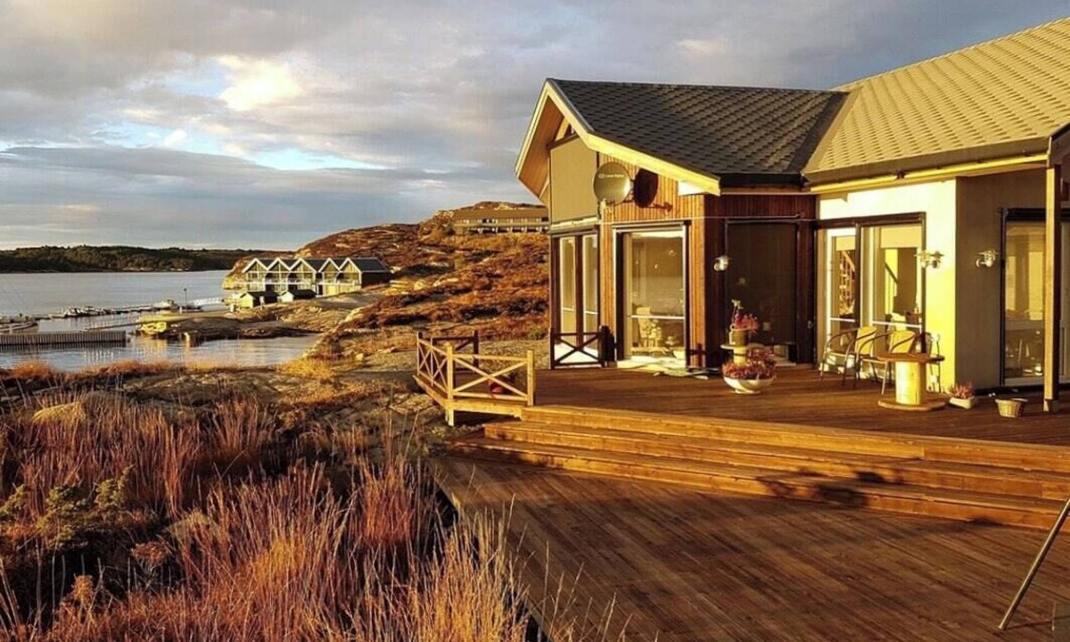 Steinsland House | Seaside dream cabin with jacuzzi
