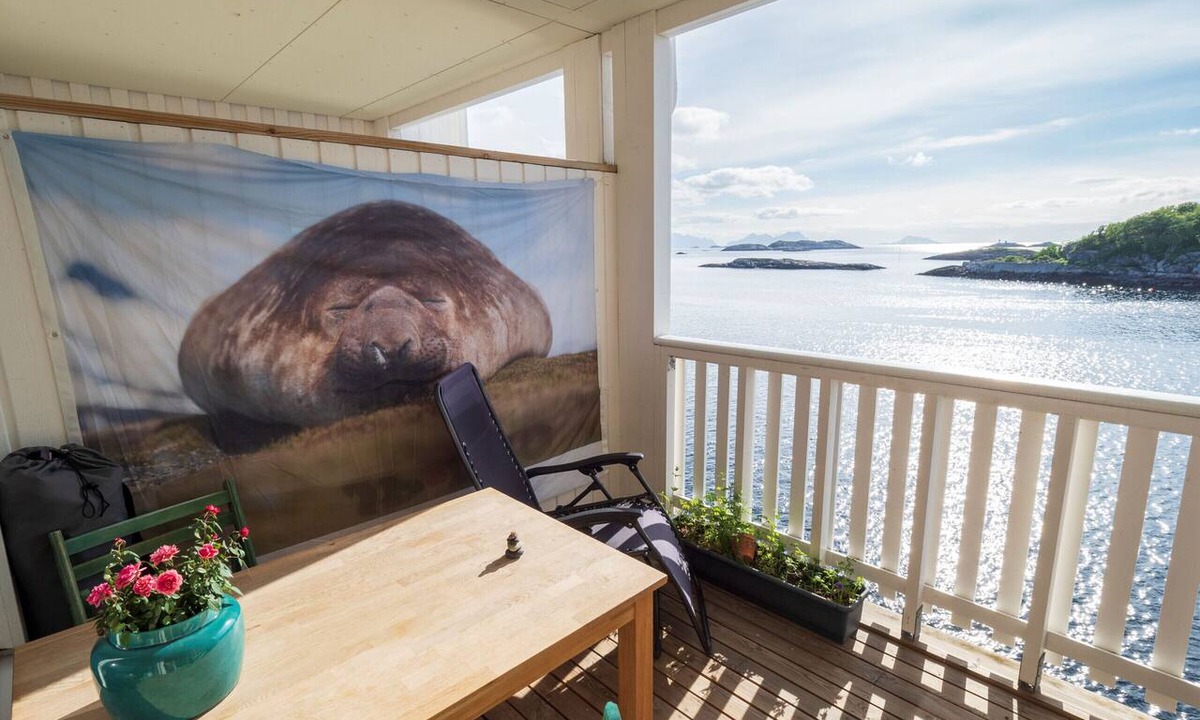Henningsvaer Apartment | Seaview apartment in Henningsvær