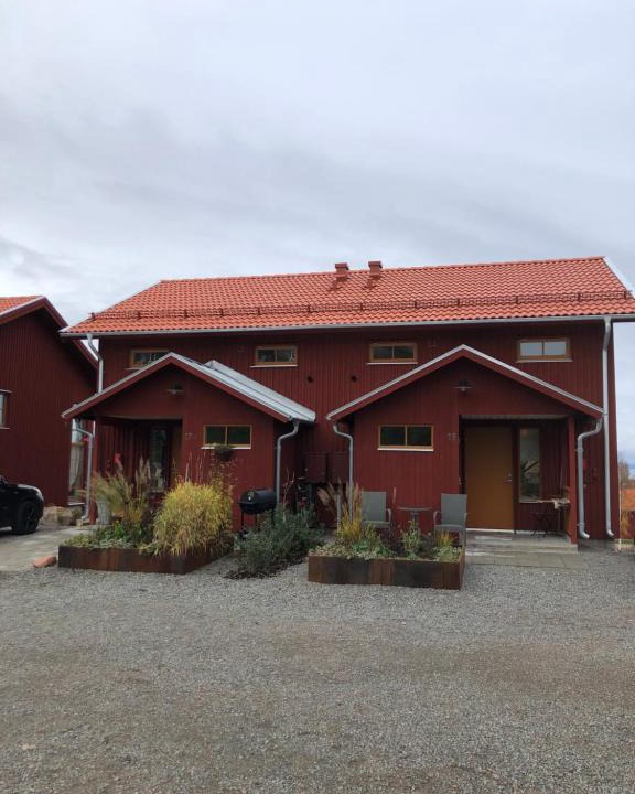 Tallberg Apartment | Semi-detached house with lakeview in Tällberg 6 beds