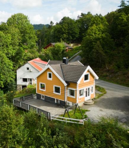 Lyngdal Apartment | Sentral enebolig i Lyngdal