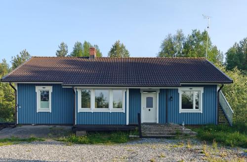 Kristiinankaupunki Villa | Siipyy blåhuse