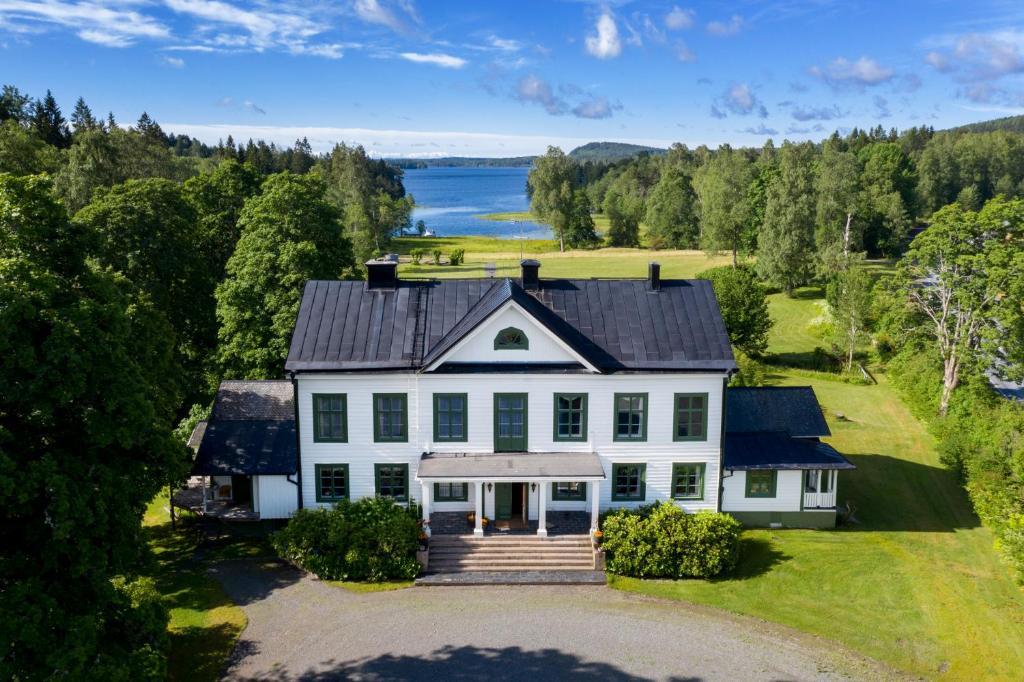 Hallefors Municipality Hotel | Sikfors Herrgård