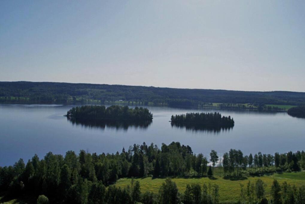Nora Municipality Villa | Sjönära hus