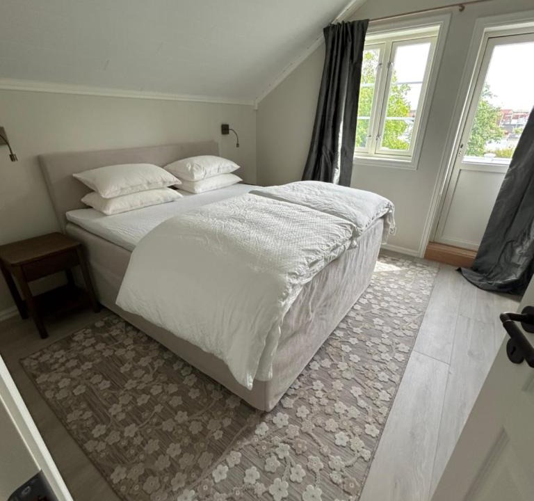 Larvik House | Sjøgata Gjestehus No1