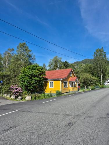 Sira House | Sjarmerende hus med bade og fiskemuligheter