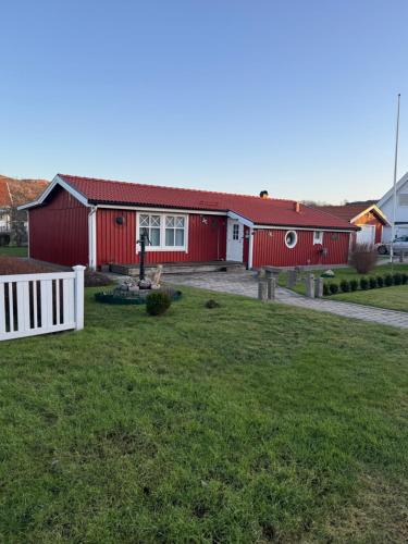 Skalhamn Apartment | Skönaste stället som finns. Bara 300 m till havet.