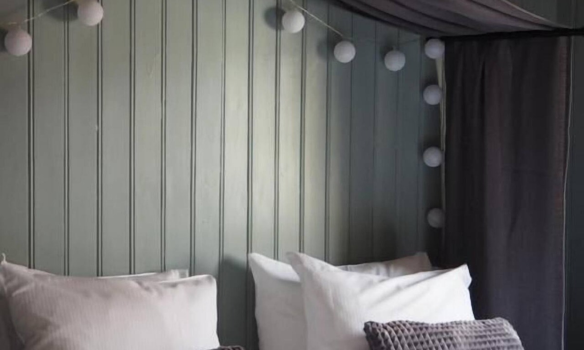 Norra Skara Hotel | Skara Stadscamping & Stugby