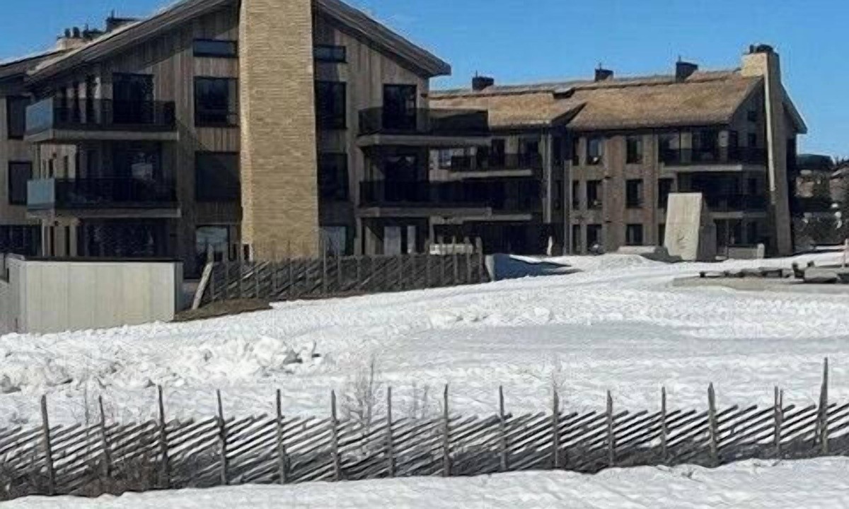 yer Apartment | Ski-in/out apartment across from Hafjell gondola