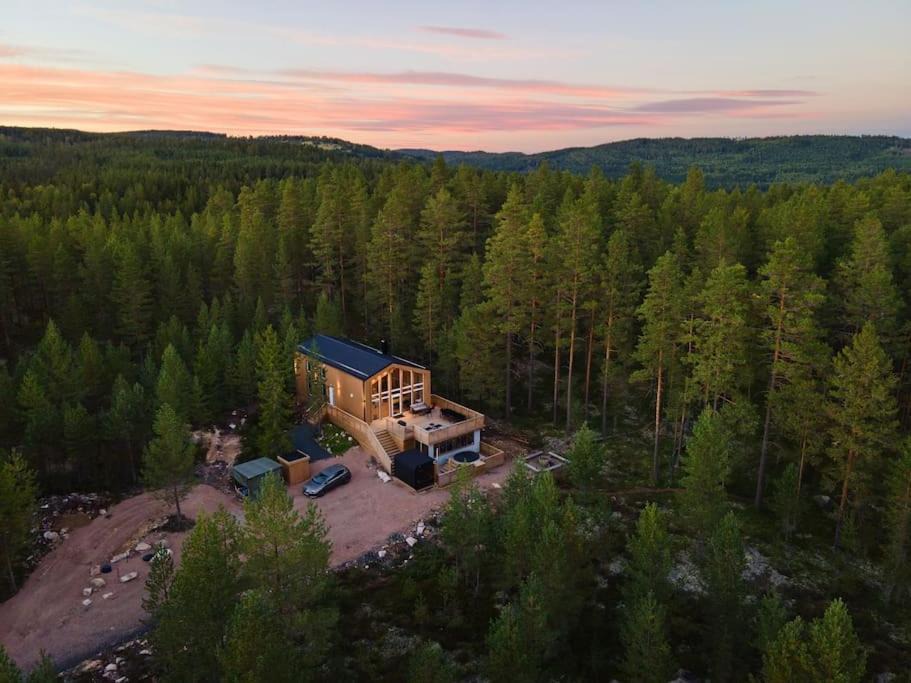 Torsby Villa | Skogsslottet-Badstue og Spabad!