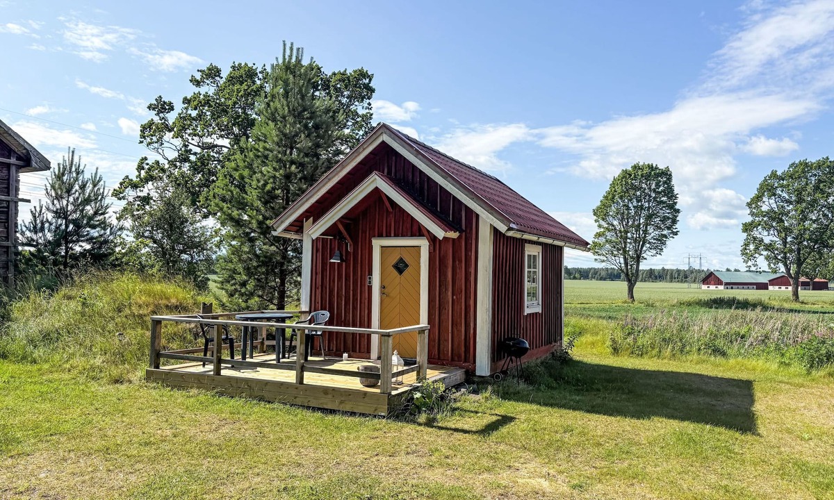 Kumla House | Skyberga Torp Lilla stugan by Interhome