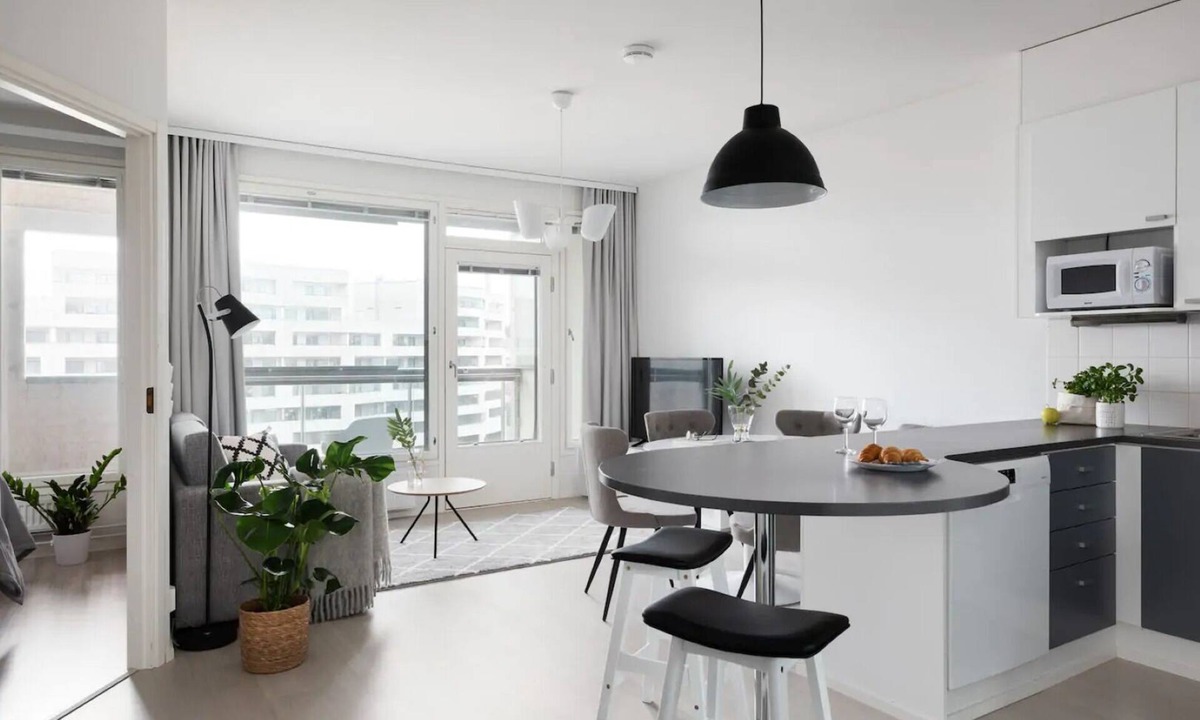 Etelainen District Apartment | SleepWell next to West Terminal, Sauna, Parking 35