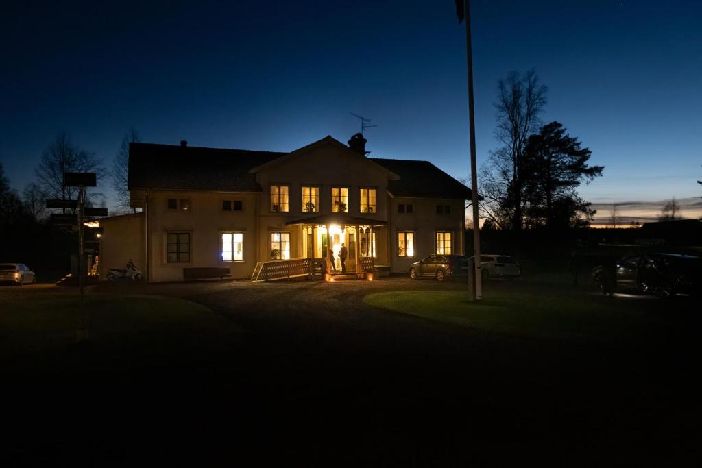 Dala-Jarna Hotel | Snöå Bruk Hotell och konferens