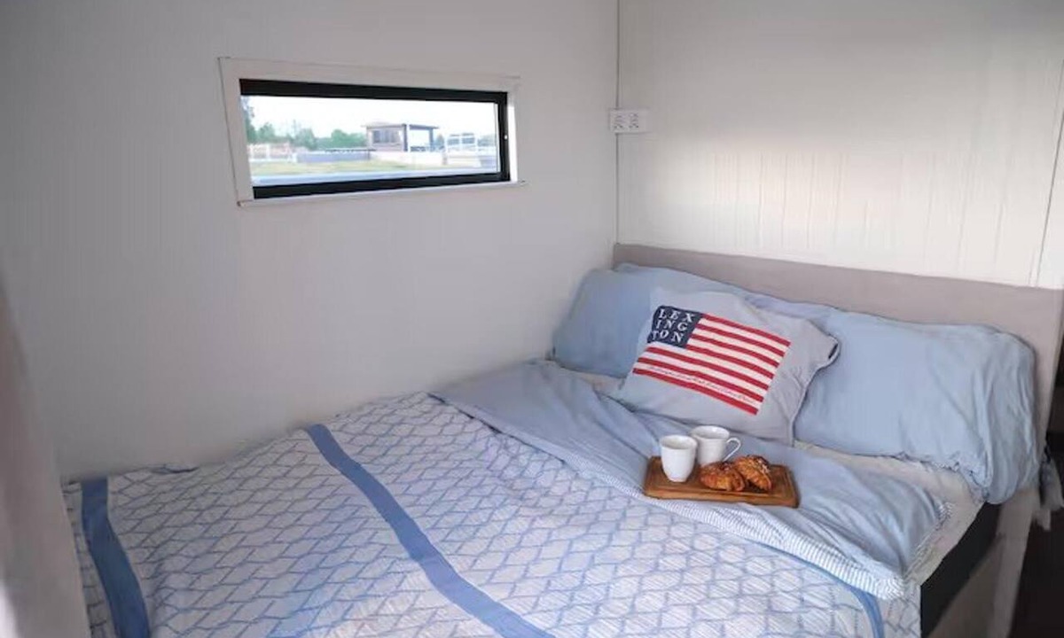 Solvesborg Boat Rental | Solvesborg Houseboat With Harbour Views - Sleeps 4