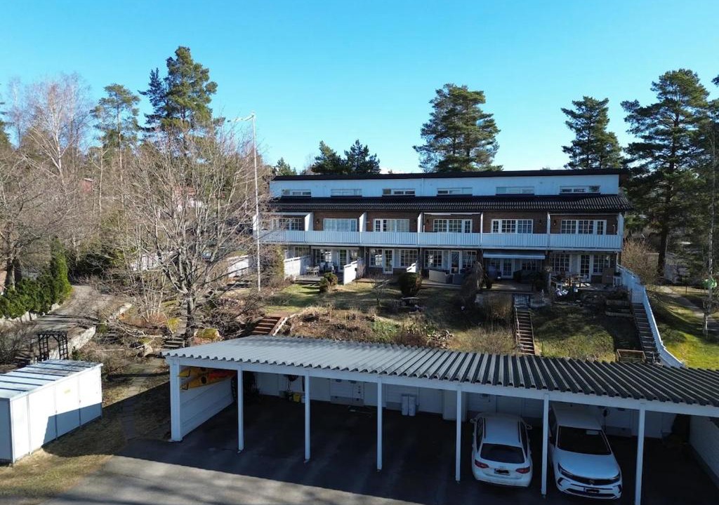 Espoo Apartment | Soukka Seaside, Modern Townhouse with Private Sauna & BBQ