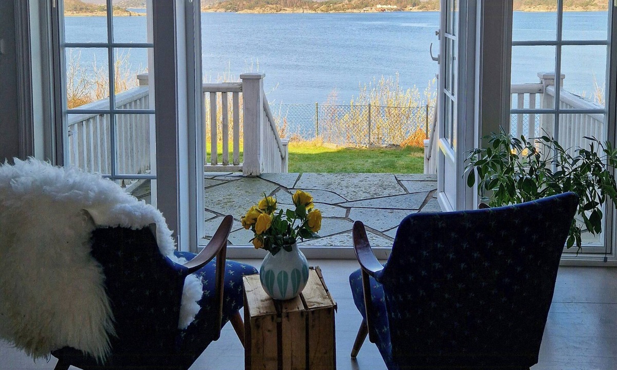 Spangereid House | Southern Norway home with sea views near Lindesnes