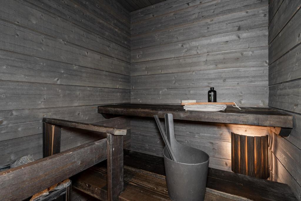 Muurame House | Spacious and Cozy 2BR Cabin at Riihivuori Peak