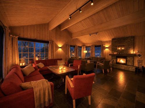 Hemsedal House | Spacious cabin in Hemsedal, 8 bedrooms and sauna