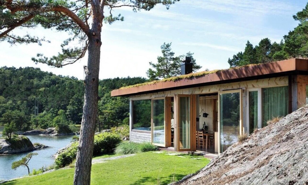 Ny Hellesund House | Spacious cabin with dock and beach near Søgne