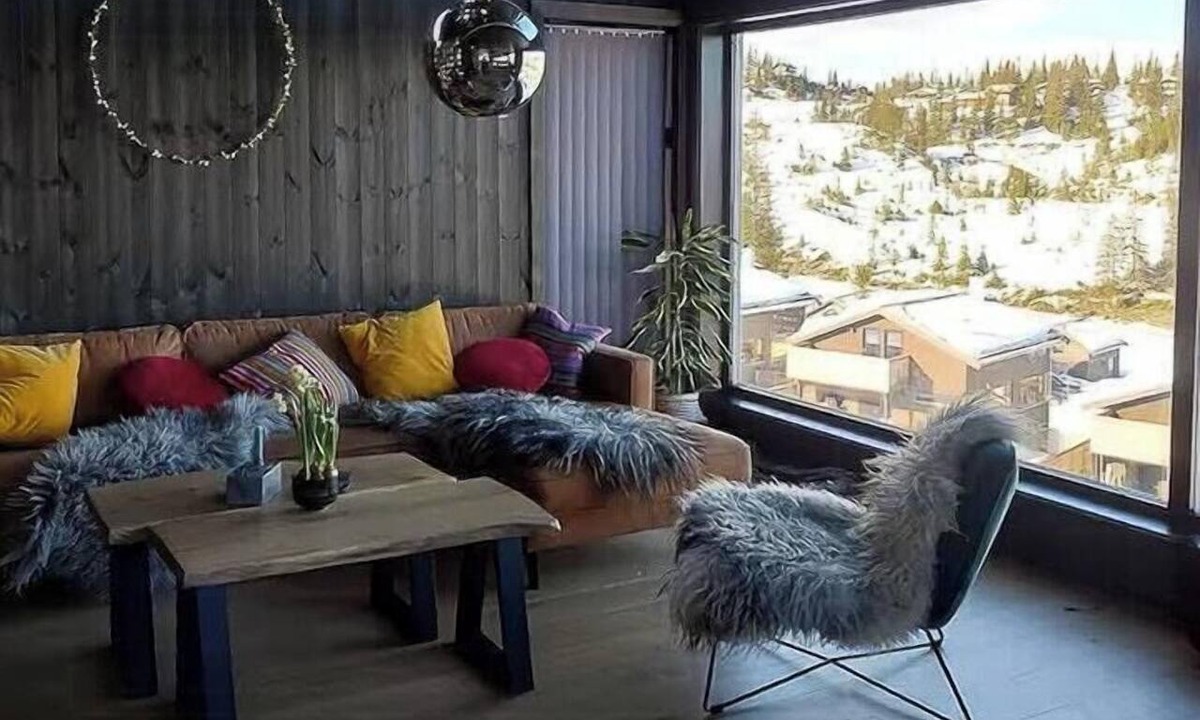Skeikampen House | Spacious cabin with views, sauna and fireplace
