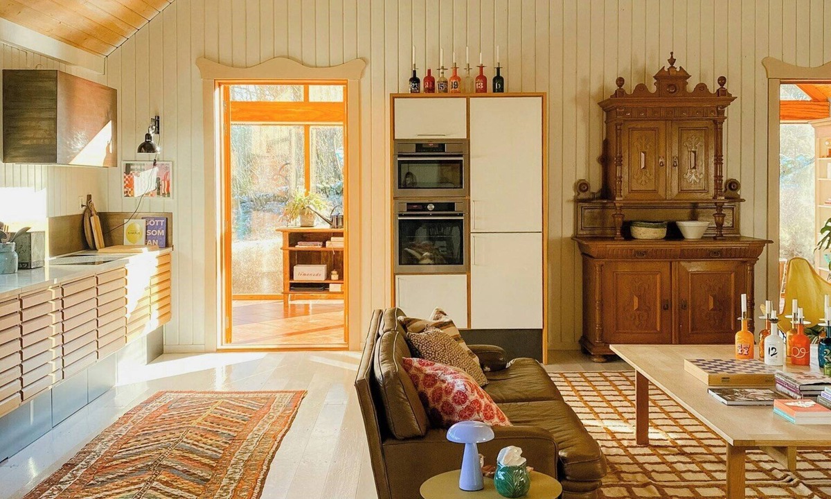Tvaaker House | Spacious farm by Åkulla beech forests