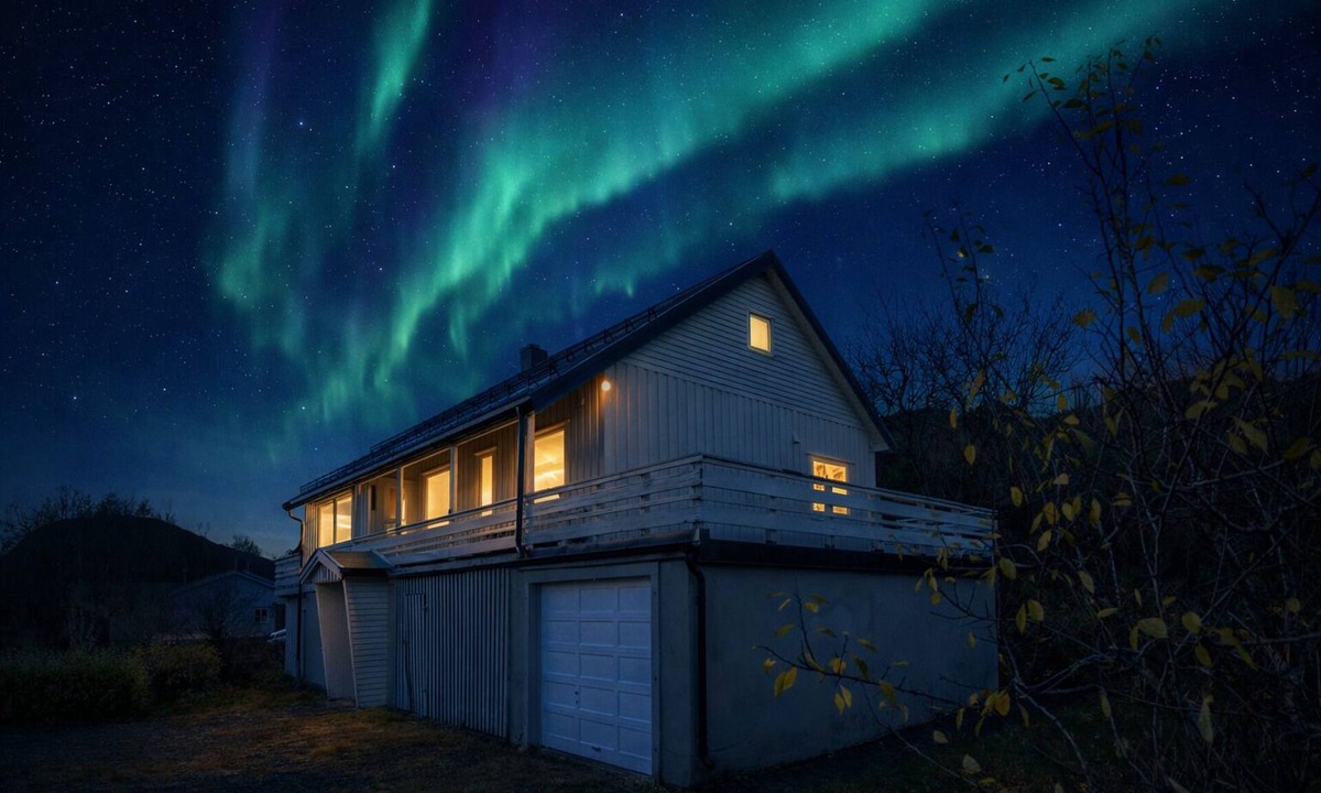Kabelvag House | Spacious house in Lofoten - Experience Midnight Sun, Northern Lights and Mountains
