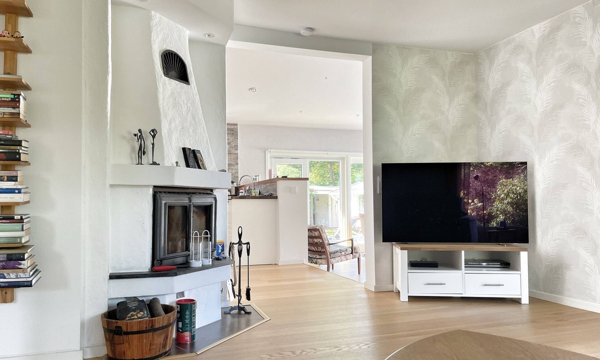 Bastad Villa | Spacious House with Guest Cottage, Walking distance to Beach