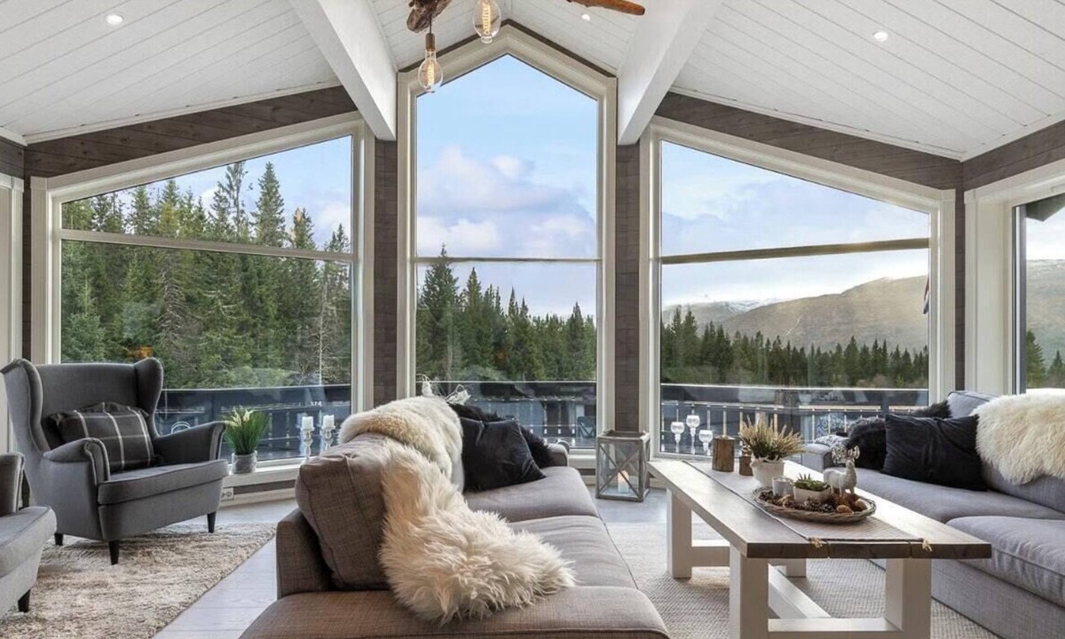 Voss House | Spacious modern cabin in a quiet setting on Voss