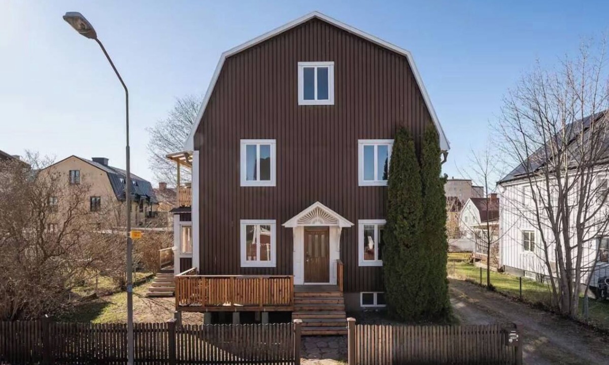 Gavle House | Spacious three-story home in Brynäs – sleeps 12