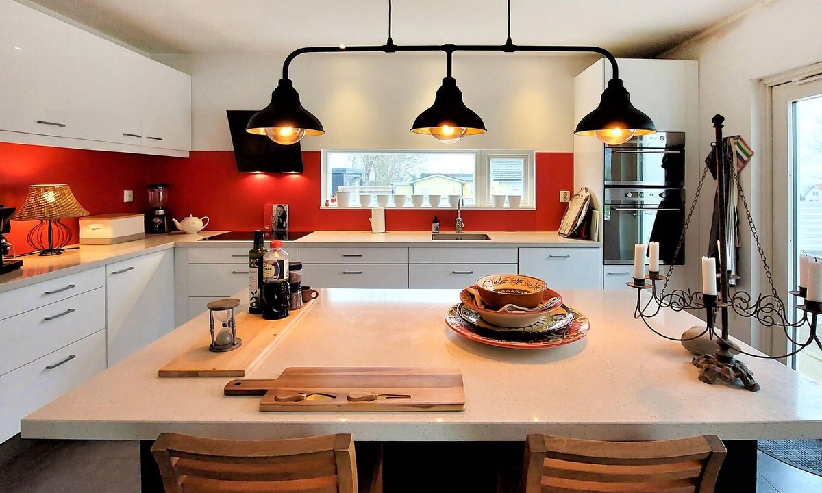Brantevik House | Spend an unforgettable vacation in this comfortable vacation home with pool!