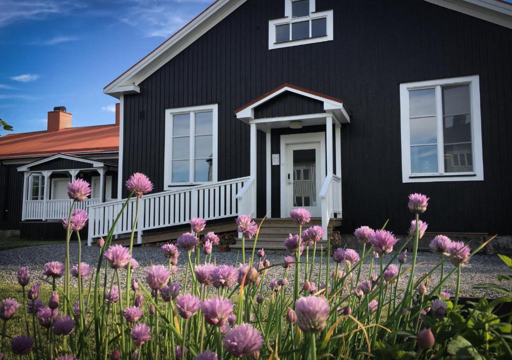 Amotsbruk Hotel | Stilleben Hotell