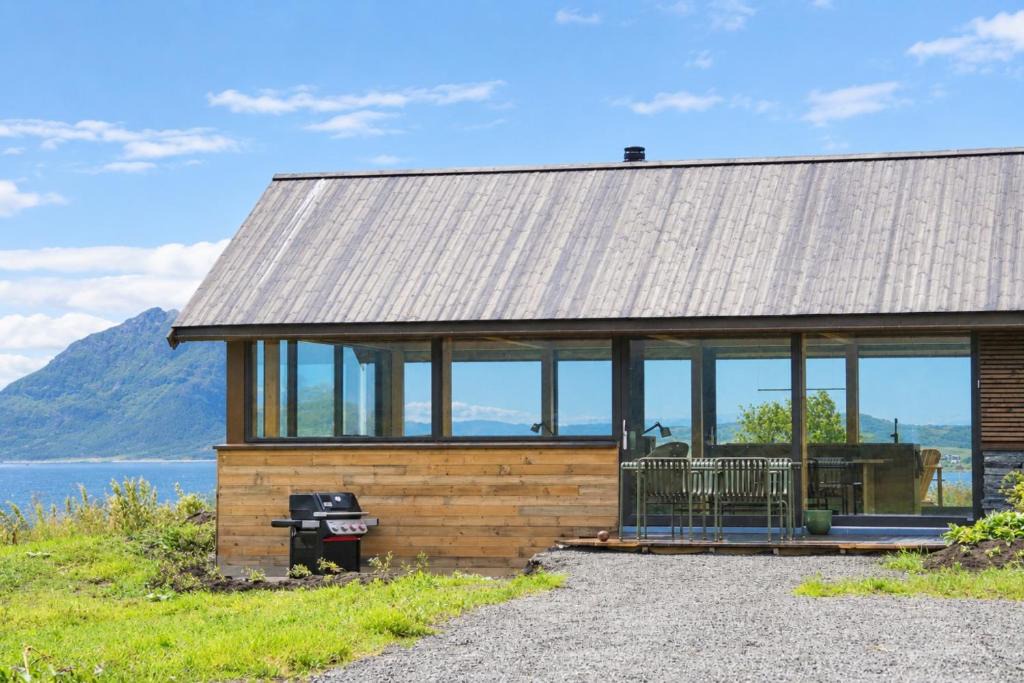 Vestvagøy House | Storøya Lodge Lofoten