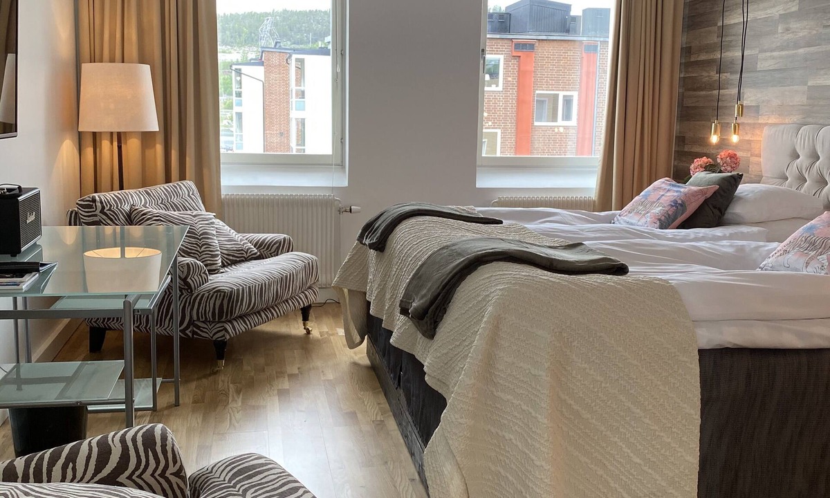 Staden Hotel | Strand City Hotell