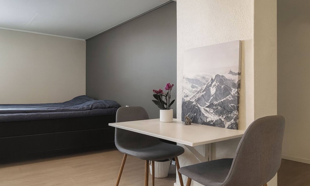 Tromso Apartment | Studio-Sleeps 4-City Centre-Parking-EVCharger