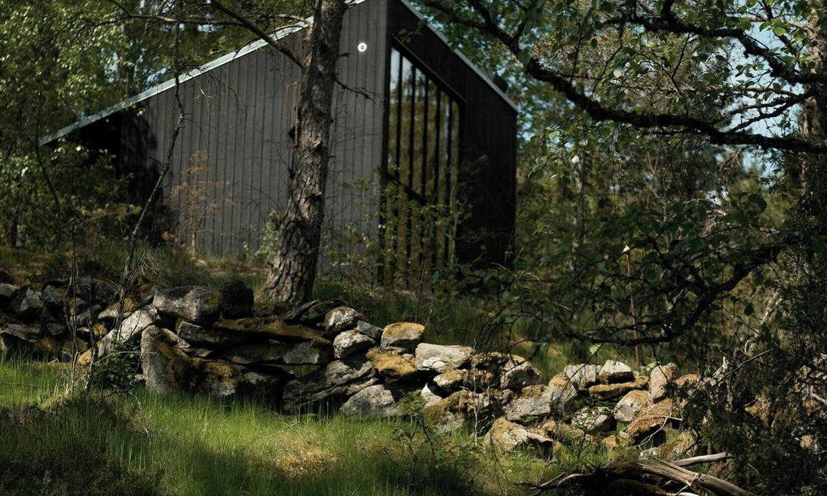 Henan House | Studio with nature-close design on Orust