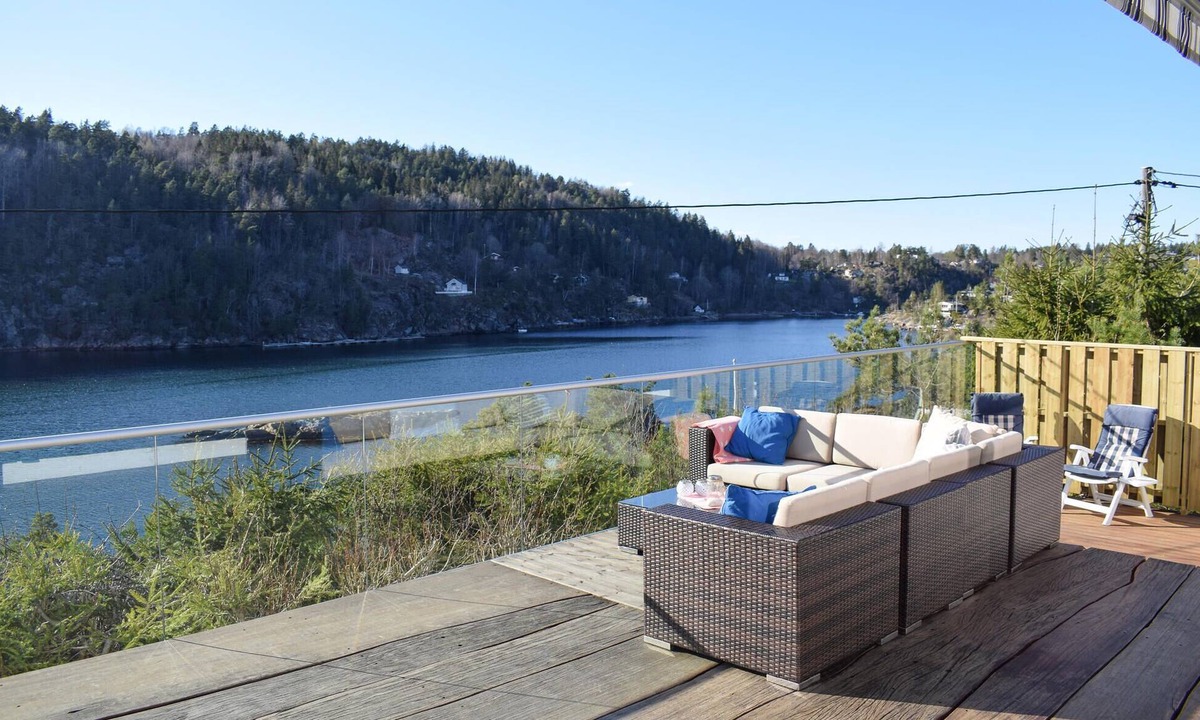Frogn House | Stunning home in Drøbak with house sea view