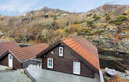 Bomlo House | Stunning Home In Finnås With Wifi