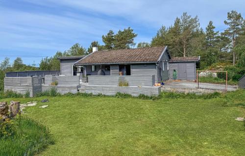 Austevoll House | Stunning Home In Kolbeinsvik With Wifi