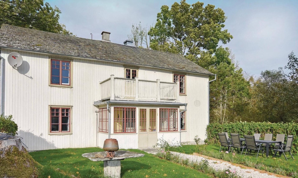 Annolfsbyn House | Stunning home in Mellerud with WiFi