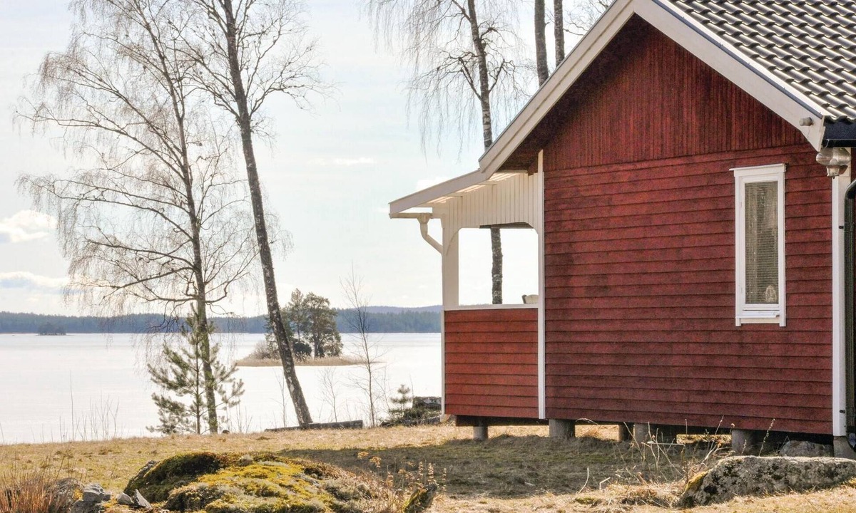 Storfors House | Stunning home in Storfors with lake view