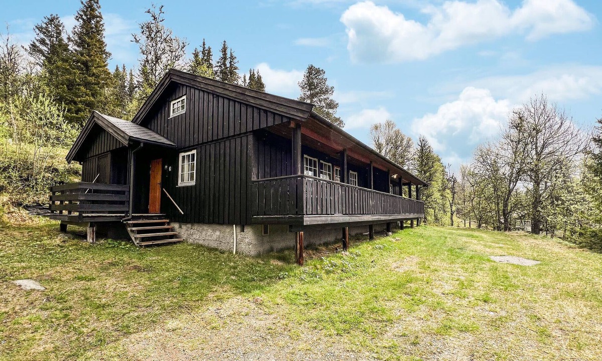 Nord-Fron House | Stunning home in Vinstra with sauna
