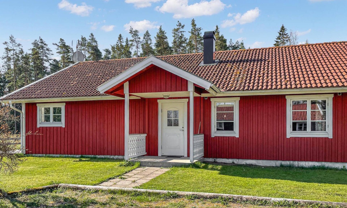 Flattinge House | Stunning home in Vittaryd with sauna