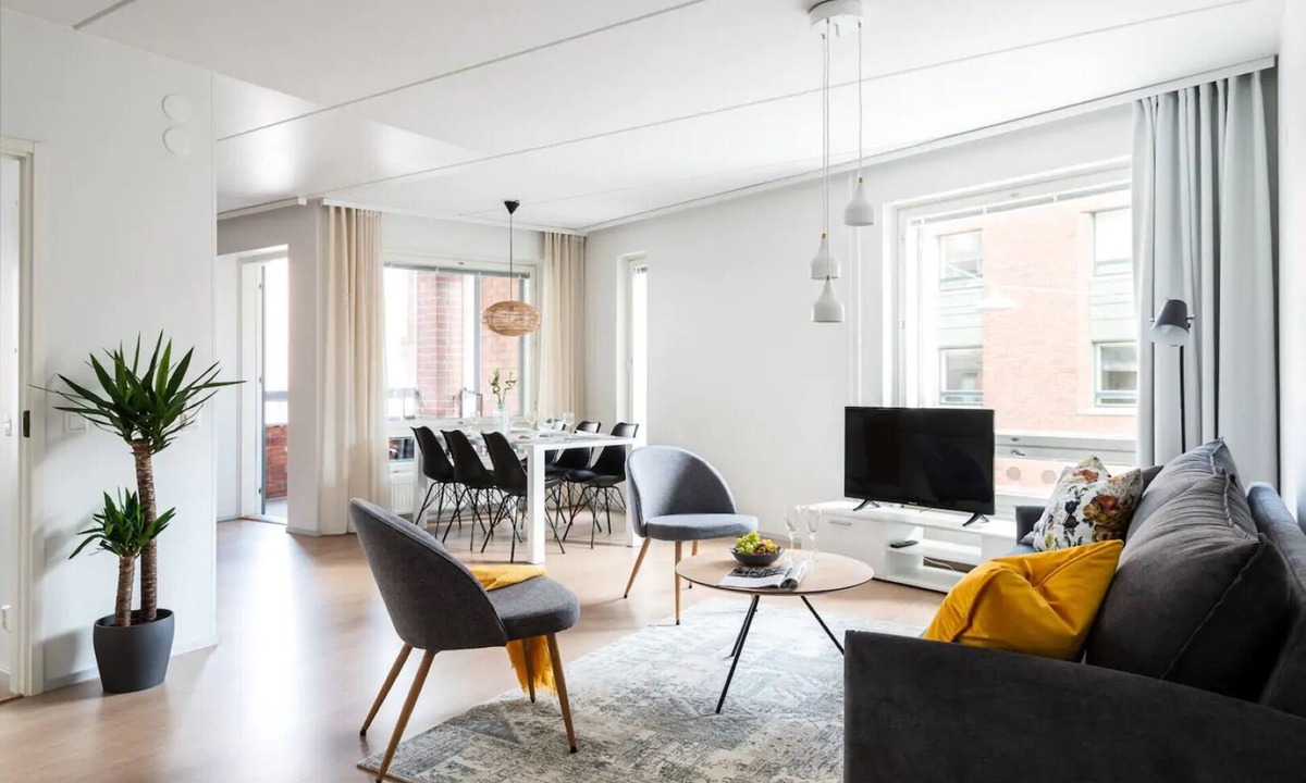 Kallio Apartment | Stunning Scandinavian apartment for 10 people!