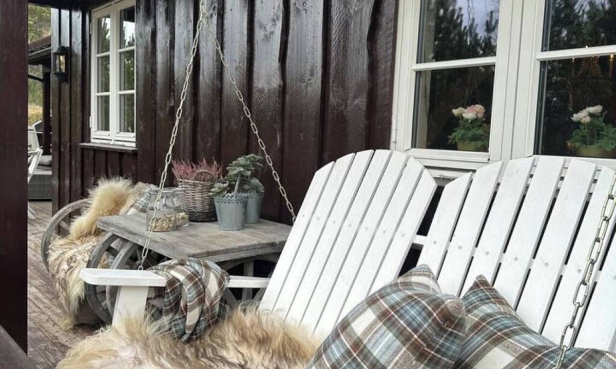 Treungen Cabin | Sunny cabin at Gautefall