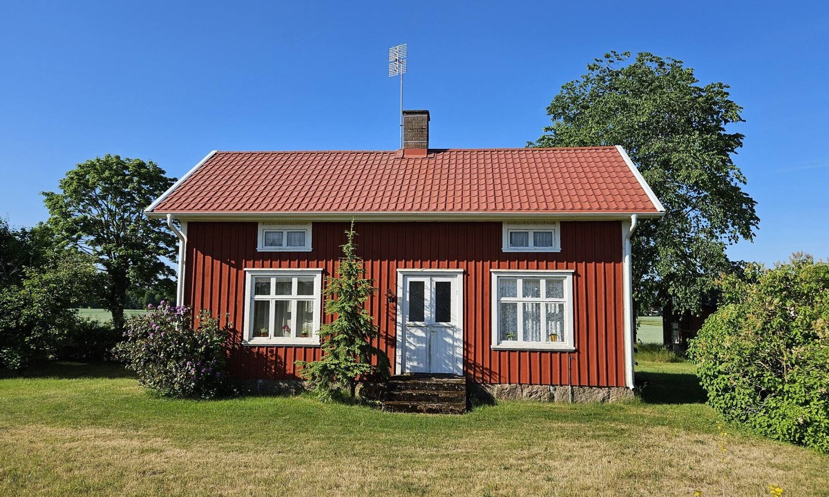 Vedum House | Sweden vacation between the "Two Great Lakes"
